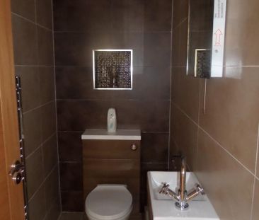 2 bedroom apartment to rent - Photo 4