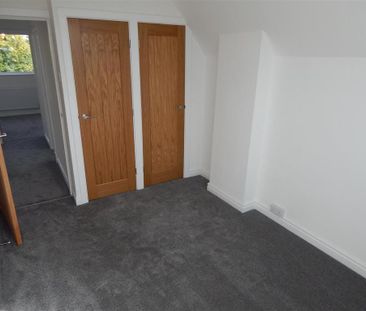 3 bedroom link detached house to rent - Photo 4