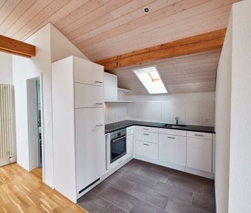 Einzigartige Dachwohnung! - Photo 1