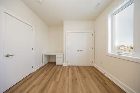 For Lease - 29 Hatherley Road Unit# D, Toronto, Ontario - Photo 5