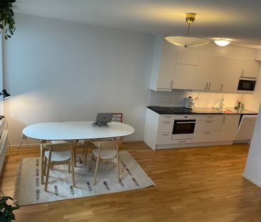 Evenemangsgatan, Solna - Photo 1