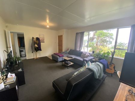 15a Walnut Way, Maungaraki - Photo 4
