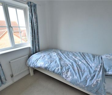 3 bedroom semi-detached house to rent - Photo 5