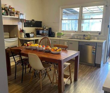 Yarraville - Photo 5