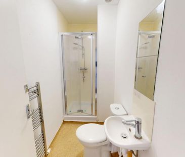 4 bedroom detached house to rent - Photo 5