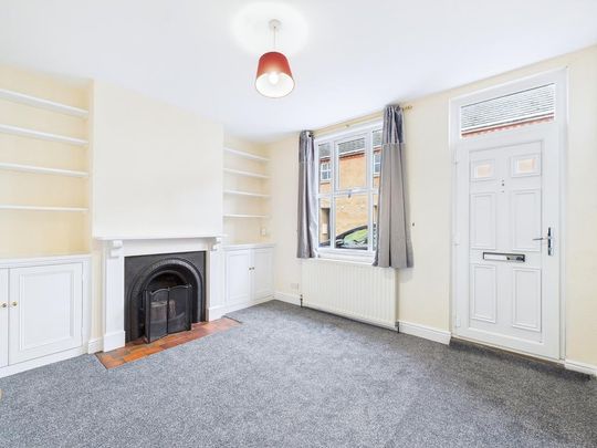 3 bedroom terraced house to rent - Photo 1