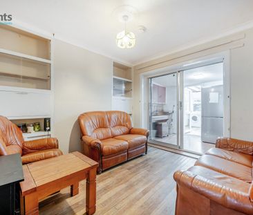 5 bedroom terraced house to rent - Photo 2