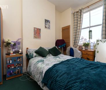 6 bedroom terraced house to rent - Photo 4