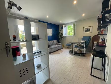 Location Appartement 2 pièces 50m² CHAMBERY 73000 - Photo 4