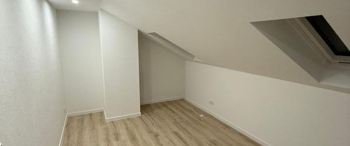 2-Zimmer-Dachgeschosswohnung in Neckargemünd - teilmöbliert - Photo 1