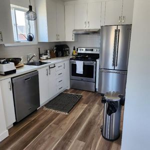 Très beau 4 1/2 NDP Champs Élysées - Photo 2