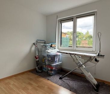 Appartement te huur in Leuze-en-Hainaut voor € 825 met 2 slaapkamers - Foto 2