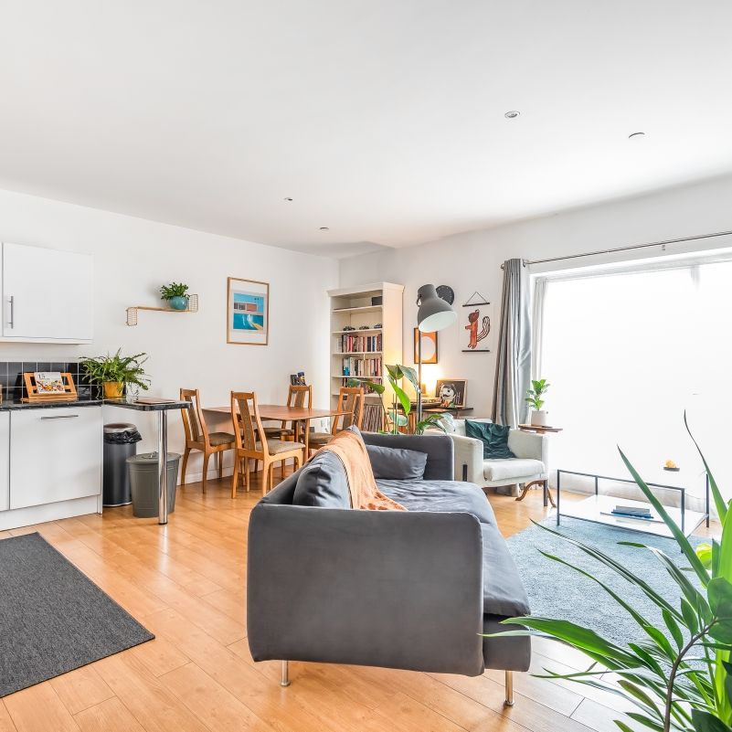 Furley Road, Peckham, London, SE15 - Photo 1