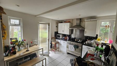 1 bedroom end of terrace house to rent - Photo 4