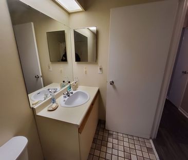 For Lease - 50 Burnside Avenue Unit# 304, West Centre Town, Ontario - Photo 4