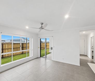 MORE SPACE, MORE LIFESTYLE! IMPRESSIVE CORNER HOME WITH ROOM FOR TH... - Photo 2