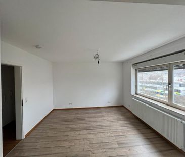 Helle 3-Zimmer Wohnung in Bad Cannstatt zu vermieten - Photo 1