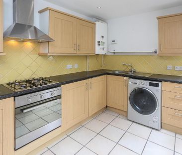 32 Rutland Street, Belfast, BT7 2FJ - Photo 4