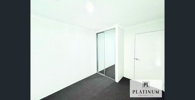 Spacious 3-Bedroom Unit - Photo 1