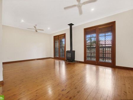 9 Elizabeth Street, Towradgi, NSW 2518 - Photo 4