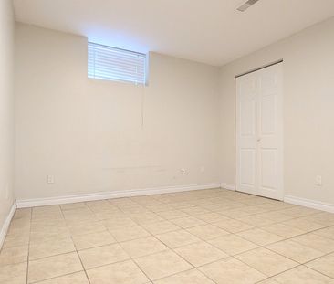 For Lease - 1209 Sixth Line Unit# Lower, Oakville, Ontario - Photo 5