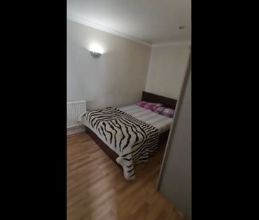 Room in a Shared House, Bonnersfield Close, HA1 - Photo 3