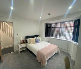 1 bedroom in a house share to rent - Photo 6