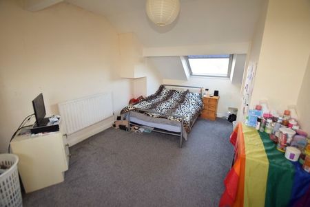 3 bedroom house share to rent - Photo 4
