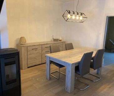 SCHELLEBELLE - Gelijkvloers appartement met tuintje. - Photo 2