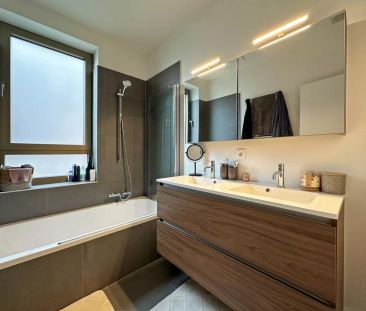 Mooi en recent gebouwd appartement met 2 slaapkamers en zonnig terr... - Foto 1