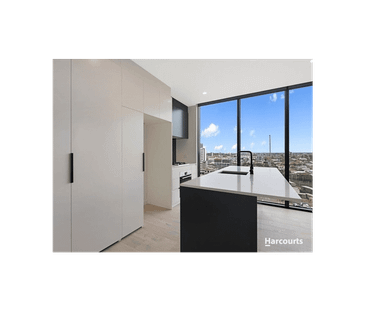 Apartment Living with Resort-Style Amenities - Photo 3