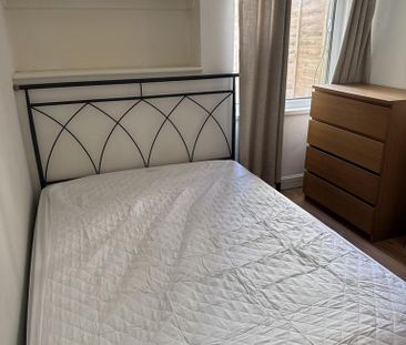 4 bedroom terraced house to rent - Photo 2