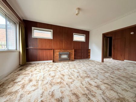 8 Northgate Street, Pascoe Vale South VIC 3044 - Photo 2