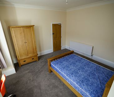 Room in a Shared House, Bernard Street, SO14 - Photo 4