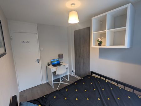 Spinnaker House-Room 2 - Photo 3