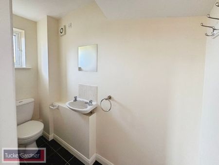 Woburn Place, Duxford - Photo 3