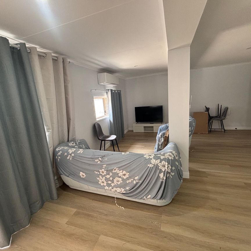 Loganholme - Photo 1