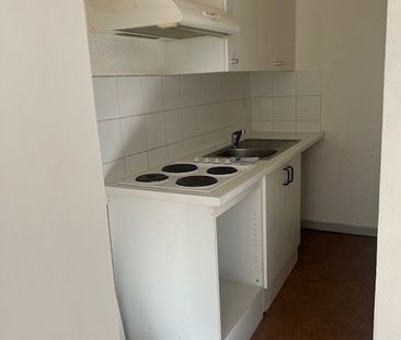 Location Appartement 2 pièces 33m² LOURDES 65100 - Photo 3