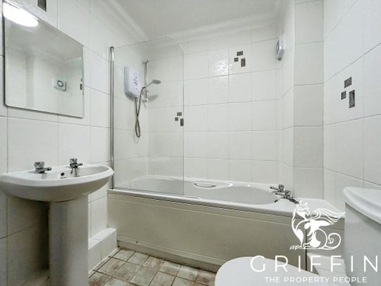 Noak Hill Road, Billericay, CM12 - Photo 1