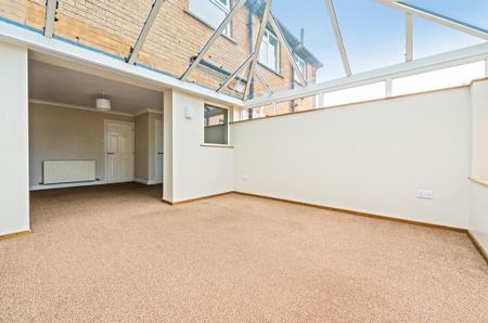 2 bedroom semi-detached house to rent - Photo 2