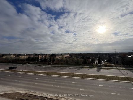 For Lease - 405 Dundas Street Unit# 329, Oakville, Ontario - Photo 2