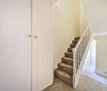 2 bedroom maisonette to rent - Photo 1