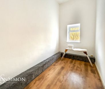 Bolton Road West, Ramsbottom - Photo 6