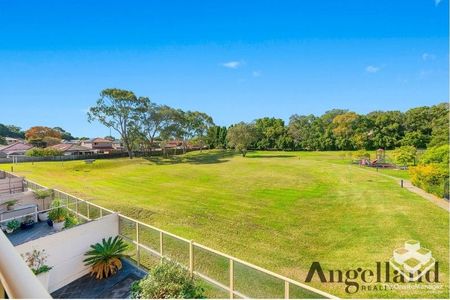 4 BEDROOM 1 STUDY TOWN HOSE IN RESORT COMPLEX - Photo 4