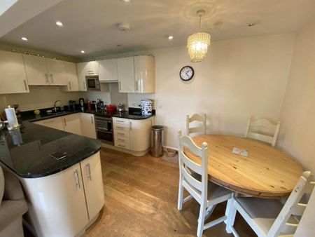 3 bedroom house to rent - Photo 5