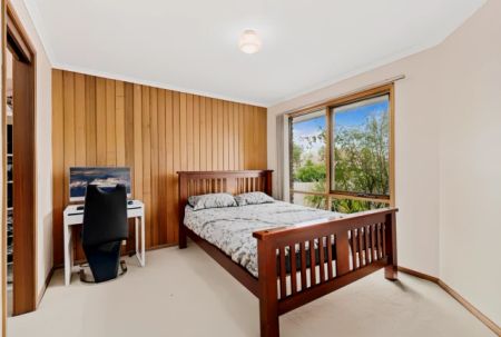 2 Bed, 1 Bath - Photo 3