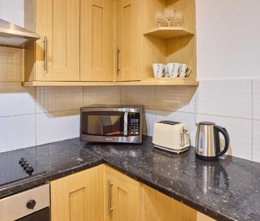 1 Bed Flat, Mansfield Road, NG1 - Photo 6