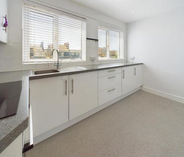 2 bedroom apartment to rent - Photo 6