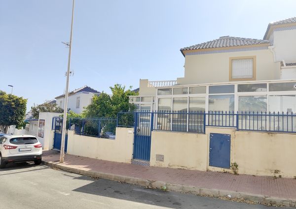 BMA-42 - THREE BEDROOM HOUSE FOR RENT LOS BALCONES For Rent Terraced house, house