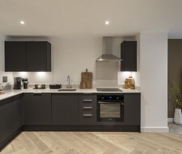 2 bedroom flat to rent - Photo 2